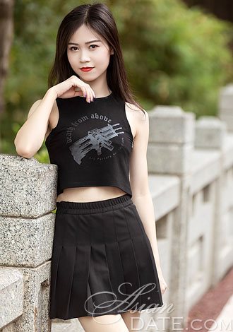 Date the member of your dreams: gorgeous Asian member Yuelian