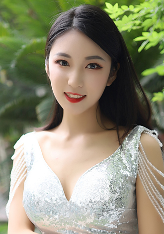 Gorgeous profiles pictures: Hongdan from Hunan, China member