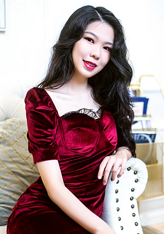Date the member of your dreams: Asian American member Yutong from Guangdong