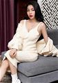 We invite you to browse our photo gallery: online Asian member Linh (Evangeline)